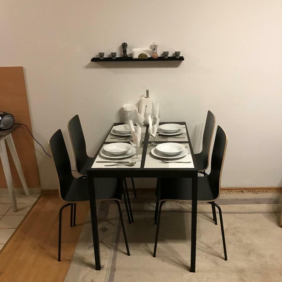 Lg Cosy Apartment Korneuburg Luaran gambar
